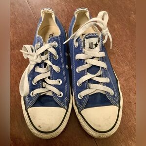 Converse blue chuck taylors chucks women’s size 6 men’s size 4